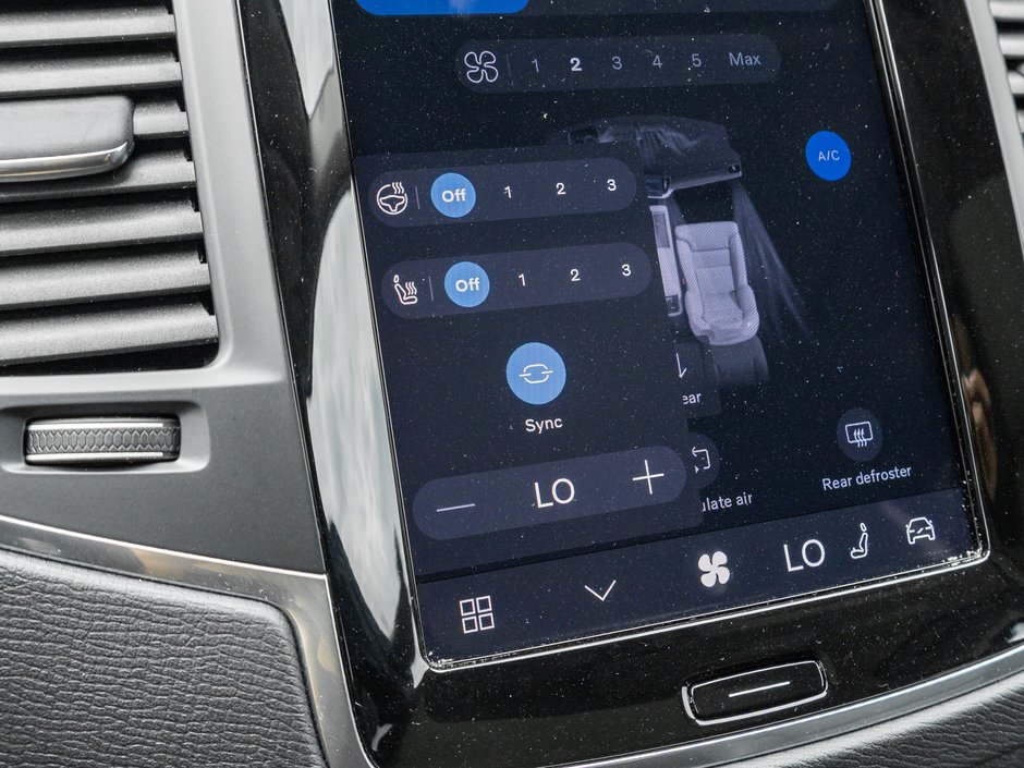 2023 Volvo XC90 B6 AWD Core 7-Seater-19
