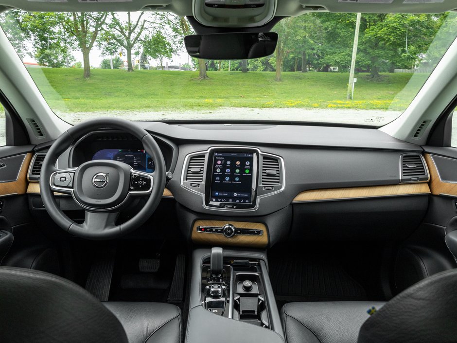 2023 Volvo XC90 B6 AWD Core 7-Seater-24