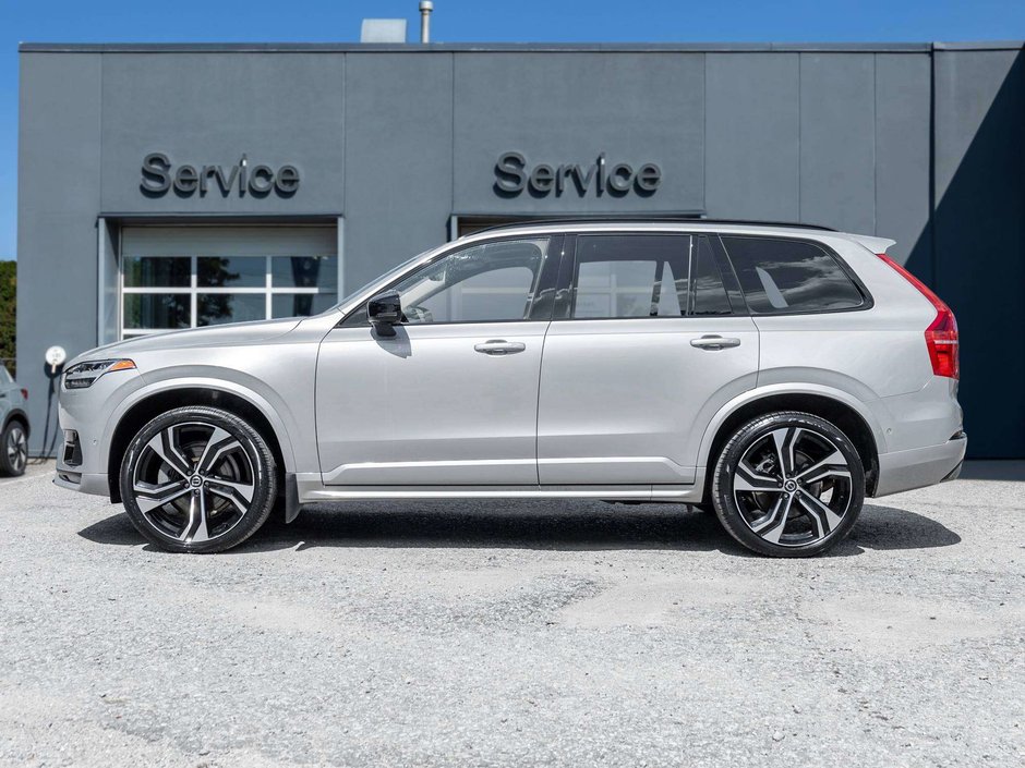 Volvo XC90 Ultimate Dark Theme 2023-2