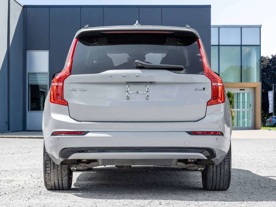Volvo XC90 Ultimate Dark Theme 2023-5