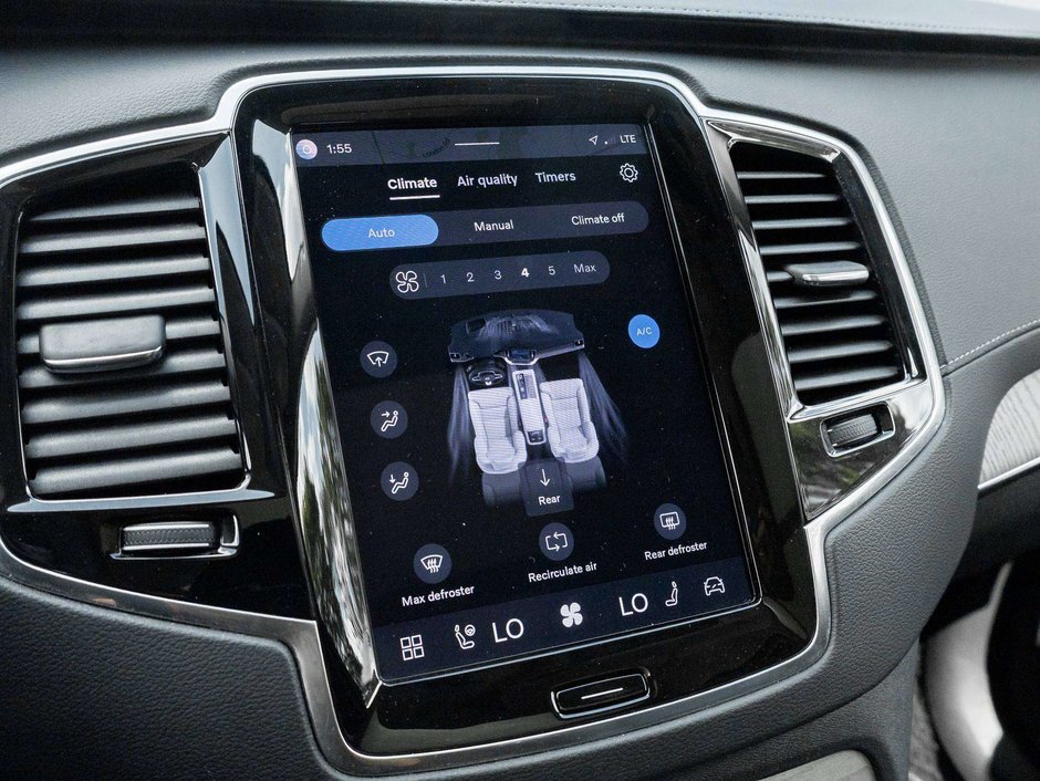 Volvo XC90 Ultimate Dark Theme 2023-20
