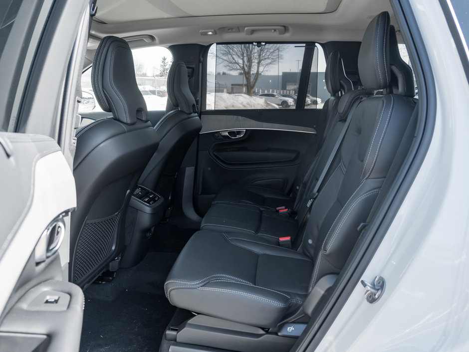 Volvo XC90 B6 AWD Ultimate Bright Theme 7-Seater CPO INCLUDED 2024-22