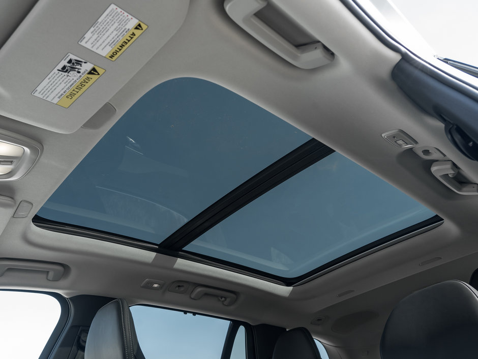 Volvo XC90 B6 AWD Ultimate Bright Theme 7-Seater CPO INCLUDED 2024-20