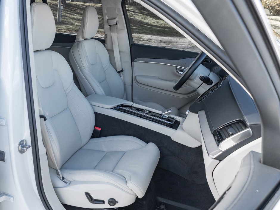 Volvo XC90 B6 AWD Ultimate 7-Seater  MASSAGE SEATS  21 WHEEL 2024-24