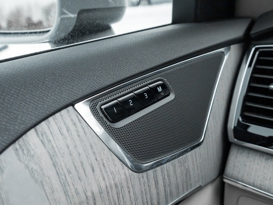 2024 Volvo XC90 B6 AWD Plus 7-Seater  21 ALLOY WHEEL  VOLVO CPO-15