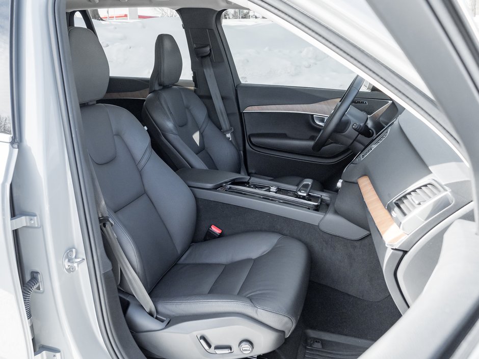 2024 Volvo XC90 B6 AWD 7-Seater  OFF LEASE  LOW MILEAGE  LIKE NEW-21