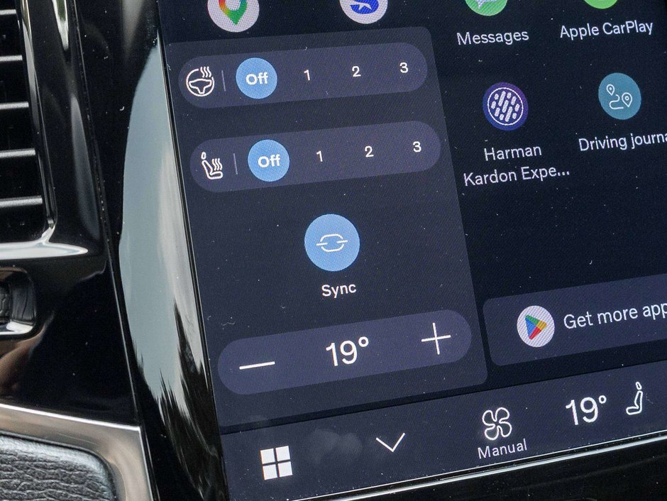 Volvo XC90 Plus Bright Theme 2024-21
