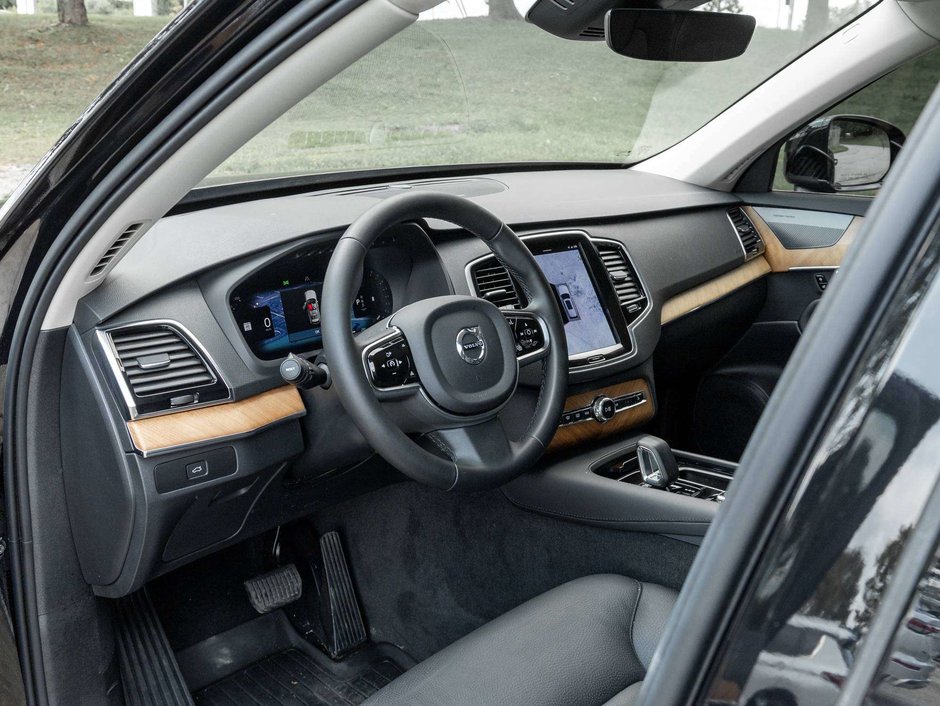 Volvo XC90 Plus Bright Theme 2024-6