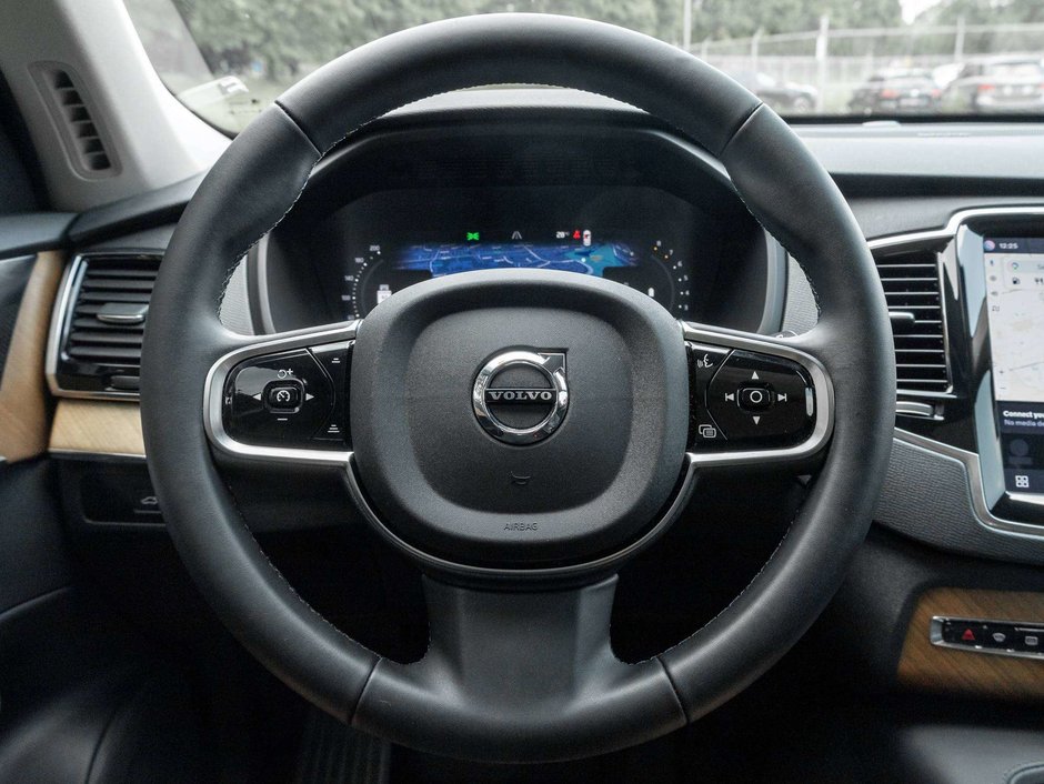 Volvo XC90 Plus Bright Theme 2024-7