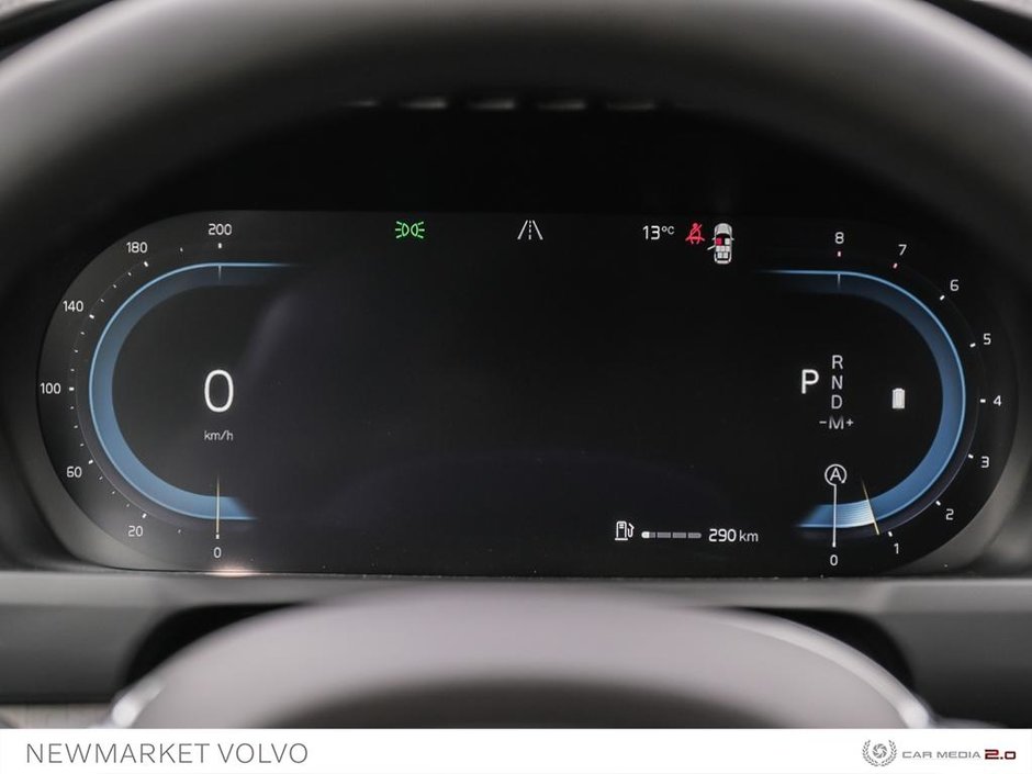 2025 Volvo XC90 B6 AWD Ultra Bright Theme 7-Seater-14