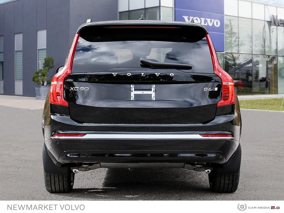 2025 Volvo XC90 B6 AWD Ultra Bright Theme 7-Seater-4