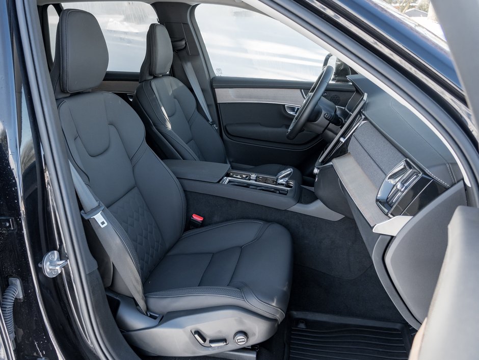 Volvo XC90 2025.5 B6 AWD Plus 7-Seater  NEARLY NEW  CPO 2025-22