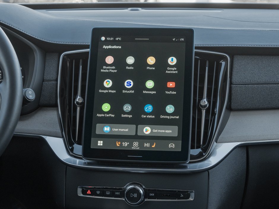 Volvo XC90 2025.5 B6 AWD Core  LOW KM  20 ALLOY WHEELS  CPO 2025-25