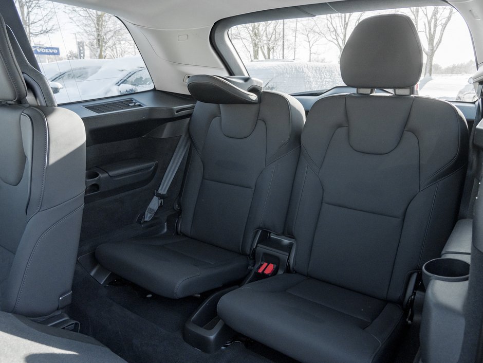 Volvo XC90 2025.5 B6 AWD Core  LOW KM  20 ALLOY WHEELS  CPO 2025-23