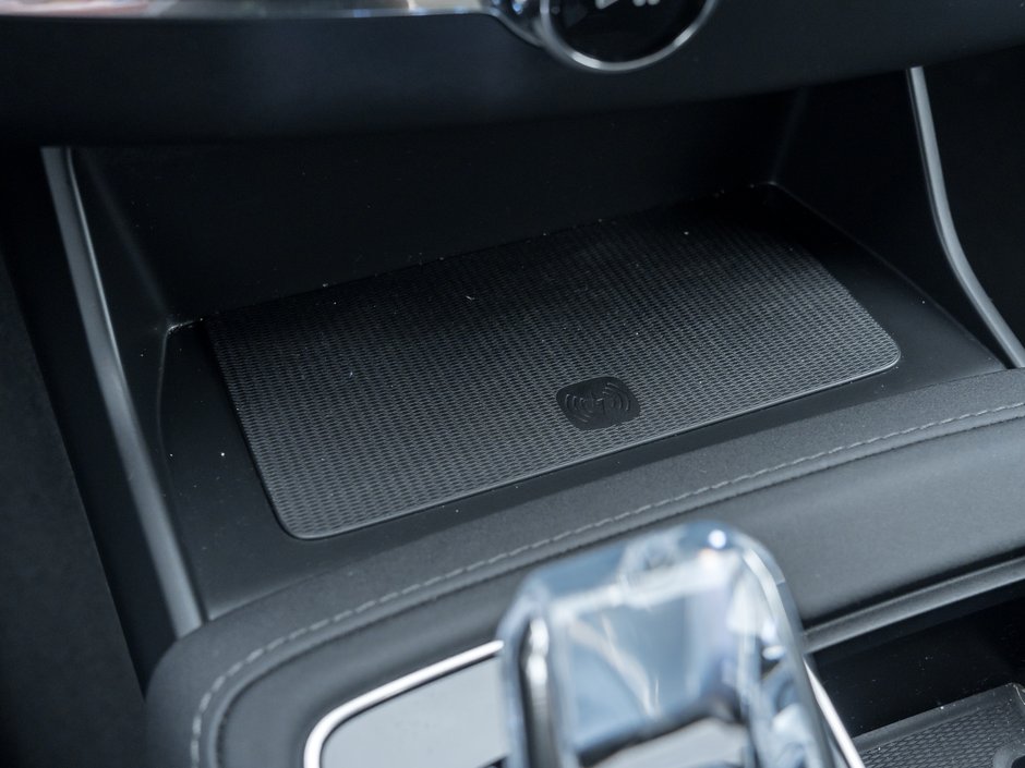 2025 Volvo XC90 2025.5 B6 AWD PLUS <9000km> 21 ALLOY WHEELS CPO-17