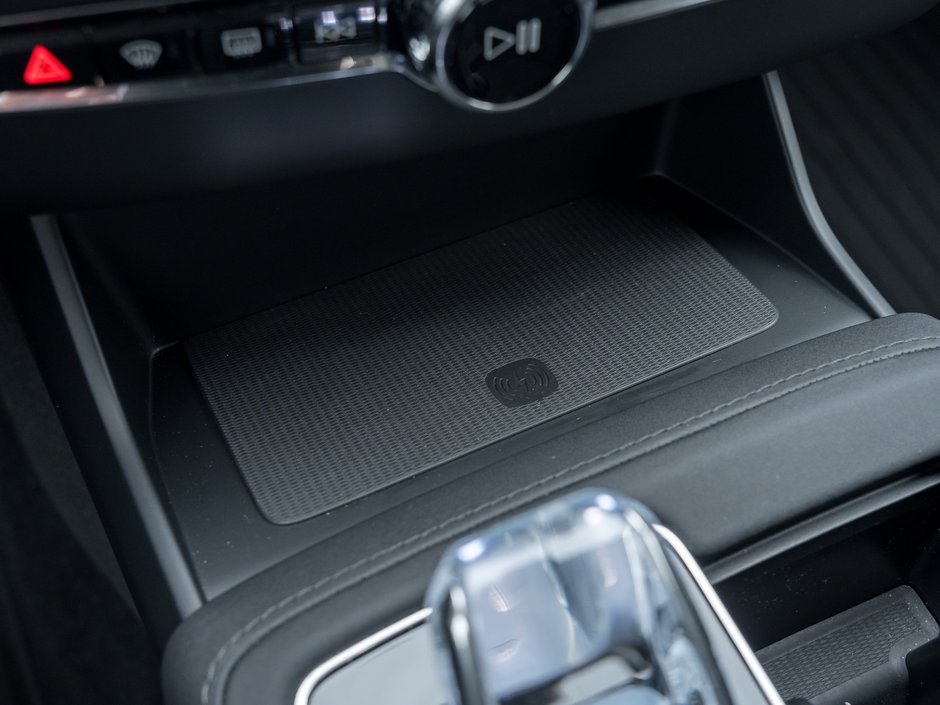 2025 Volvo XC90 2025.5 B6 AWD ULTRA Bright Theme 7-Seater  LOW KM-18