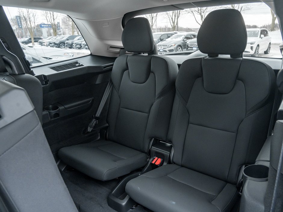 2025 Volvo XC90 2025.5 B6 AWD Plus 7-Seater SUPER LOW KM  LIKE NEW-23