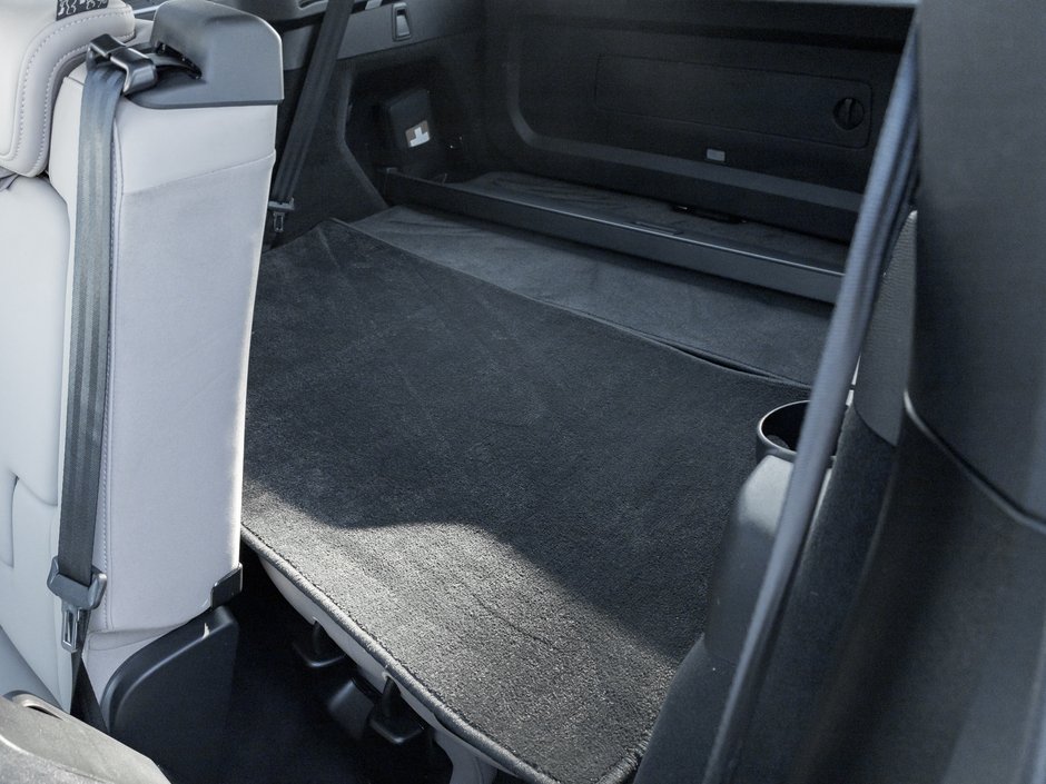 2025 Volvo XC90 2025.5 B6 AWD Bright Theme 7-Seater  CARDAMOM  CPO-22