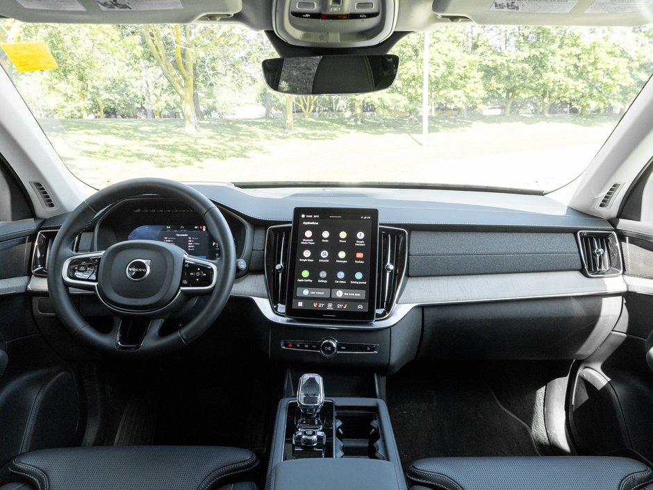 2025 Volvo XC90 2025.5 B6 AWD ULTRA   VOLVO CPO RATE fr 2.99%*-28
