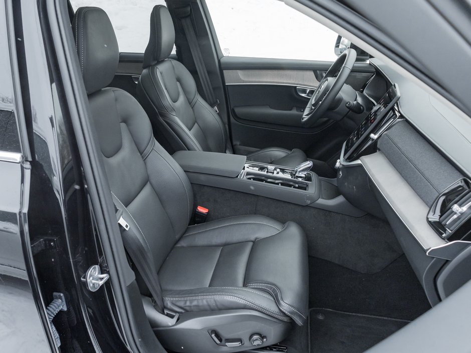 Volvo XC90 2025.5 B6 AWD Ultra 7-Seater NEARLY NEW  VOLVO CPO 2025-23