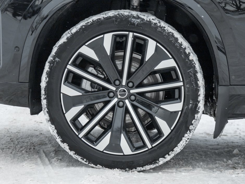 Volvo XC90 2025.5 B6 AWD Ultra 7-Seater NEARLY NEW  VOLVO CPO 2025-3