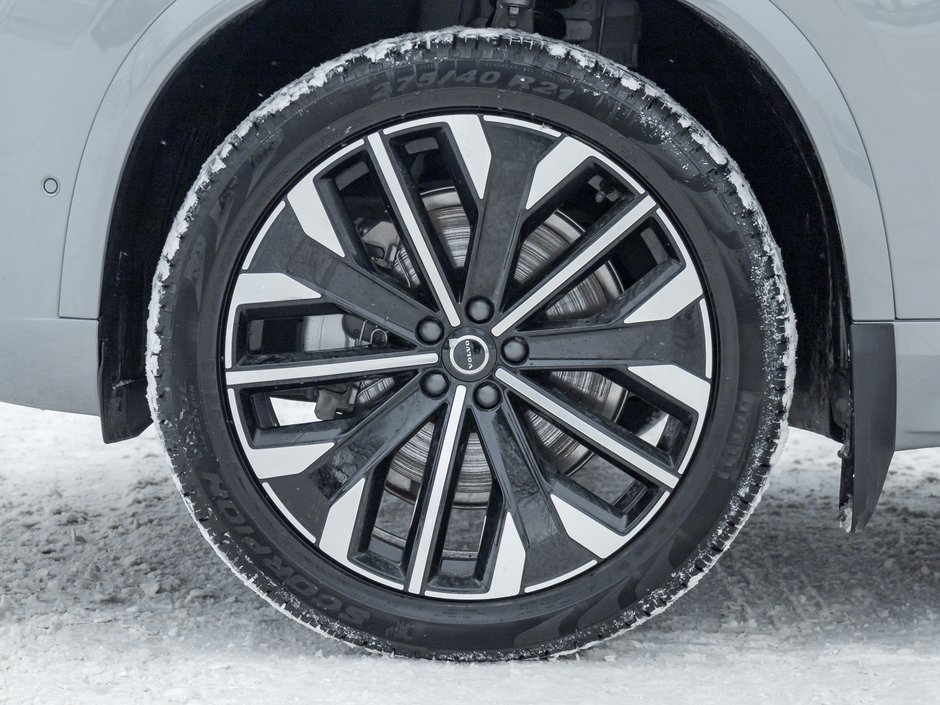 Volvo XC90 2025.5 B6 AWD PLUS 7-Seater  ULTRA LOW MILEAGE 2025-3