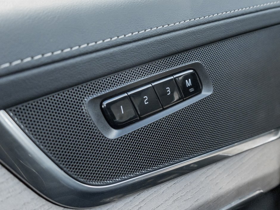 Volvo XC90 2025.5 B6 AWD Plus  VOLVO CPO RATE FROM 3.49%* 2025-16