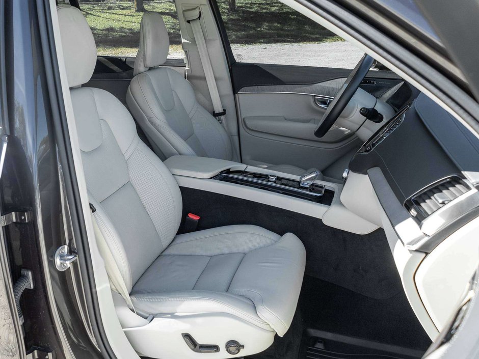 2025 Volvo XC90 ULTRA T8^Polestar^PlugIn Hybrid^CPO Rate fr 2.99%*-24