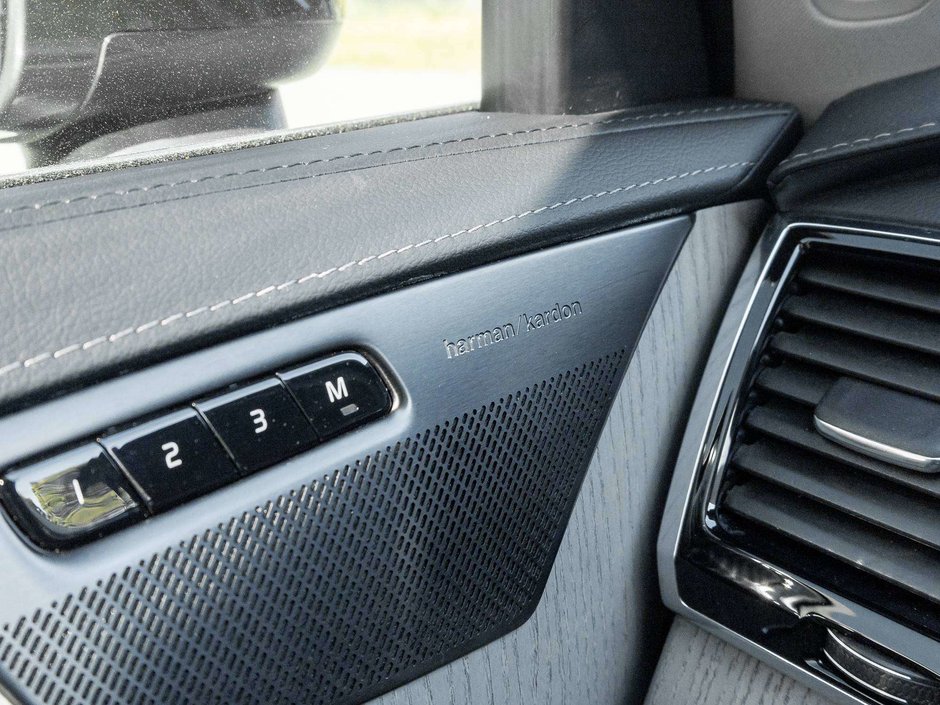 2025 Volvo XC90 ULTRA T8^Polestar^PlugIn Hybrid^CPO Rate fr 2.99%*-18