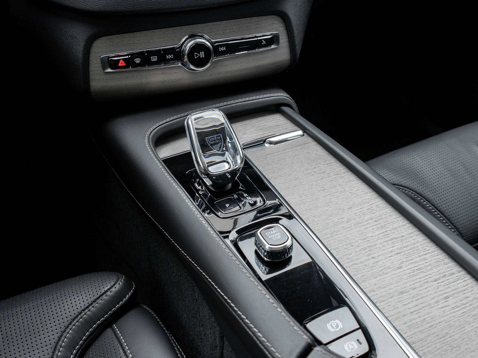 2025 Volvo XC90 ULTRA^Trade In^Polestar^Volvo CPO Rate fr 2.99%*-18