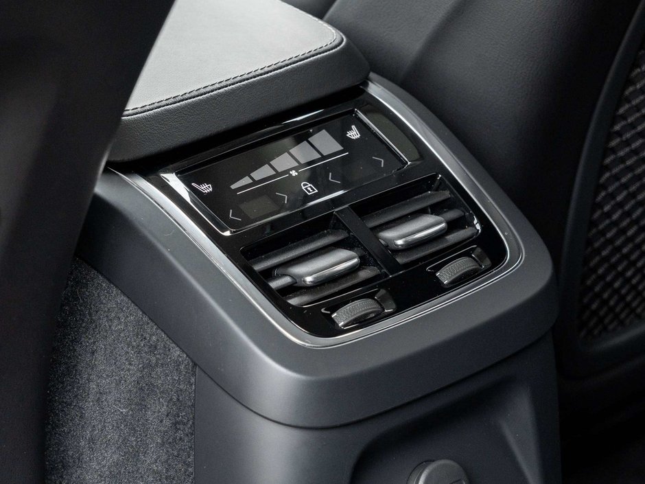 Volvo XC90 ULTRA^Plug-In Hybrid^CPO Finance Rate fr 2.99%* 2025-22