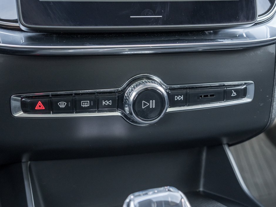 2026 Volvo XC90 B6 AWD PLUS Dark Theme 7-Seater-VOLVO CPO KE NEW-17