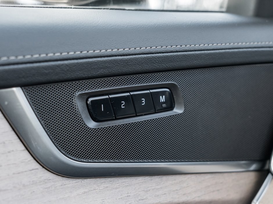 2026 Volvo XC90 B6 AWD PLUS Dark Theme 7-Seater-VOLVO CPO KE NEW-14