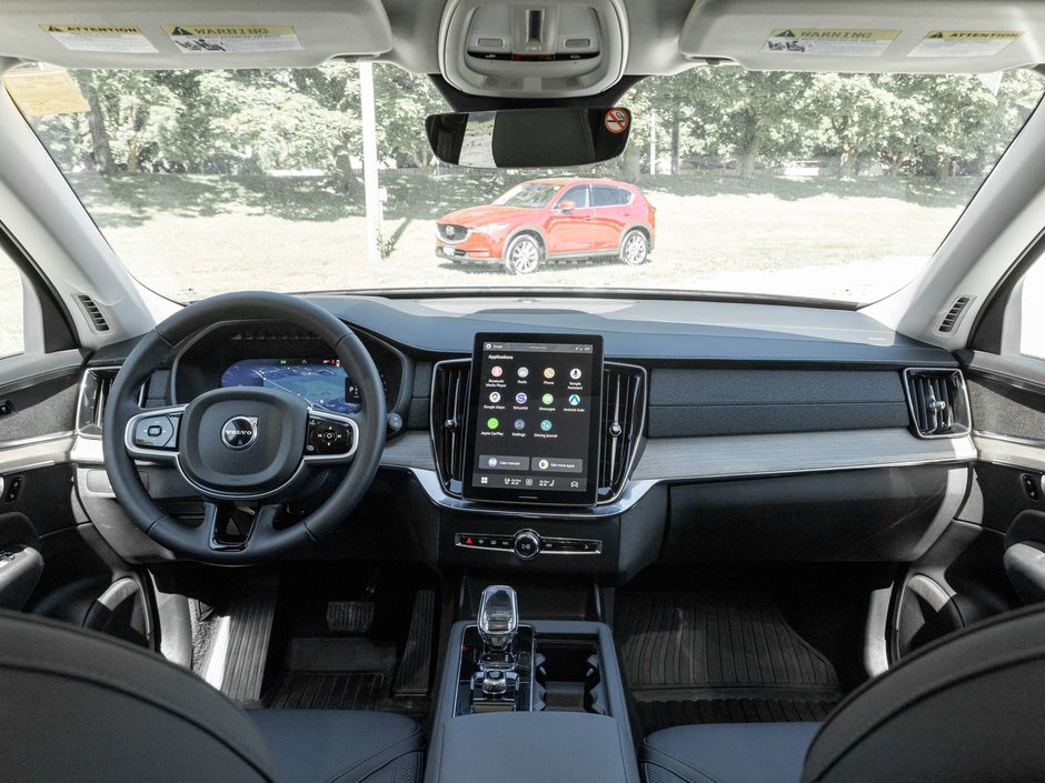 2026 Volvo XC90 Plus Dark Theme-26