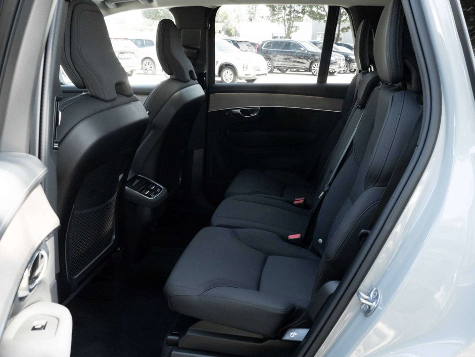 2026 Volvo XC90 Core Bright Theme-23