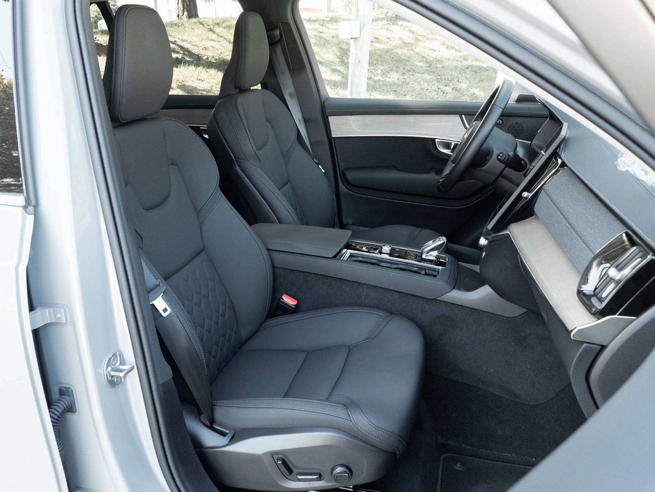 2026 Volvo XC90 Core Bright Theme-22
