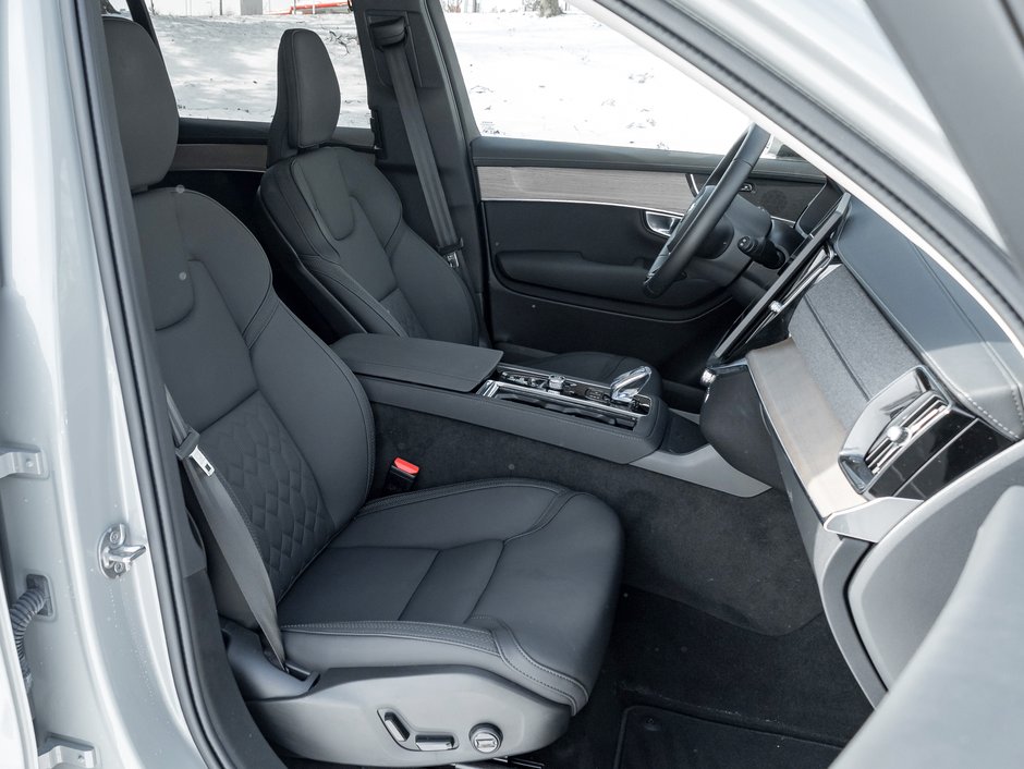 Volvo XC90 B6 AWD Core 7-Seater CURRENT MODEL YEAR  VOLVO CPO 2026-20