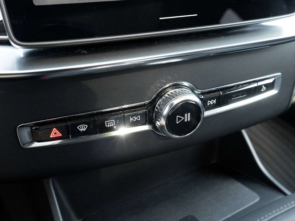 Volvo XC90 B6 AWD Ultra Bright Theme 6-SEATER  HARMAN KARDON 2026-20