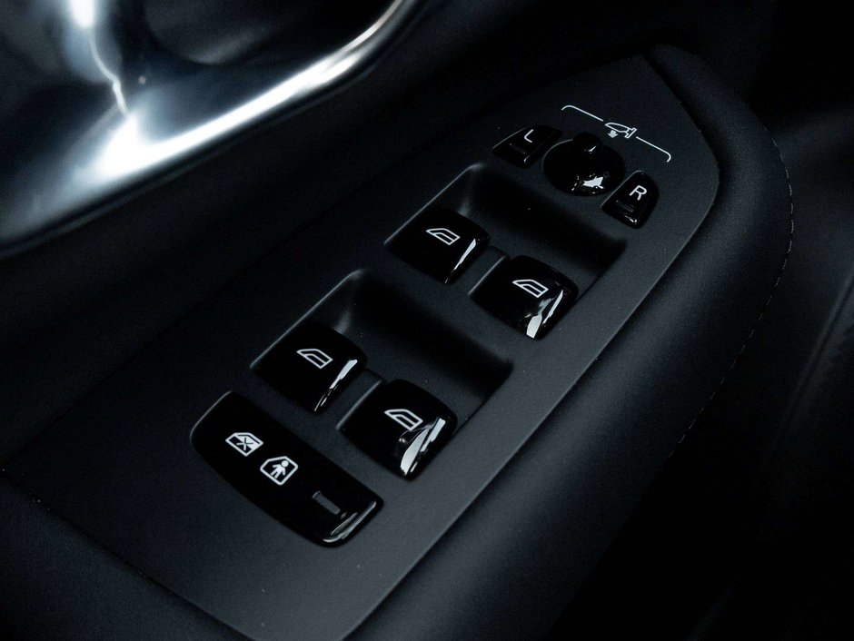 Volvo XC90 Core Bright Theme 2026-13
