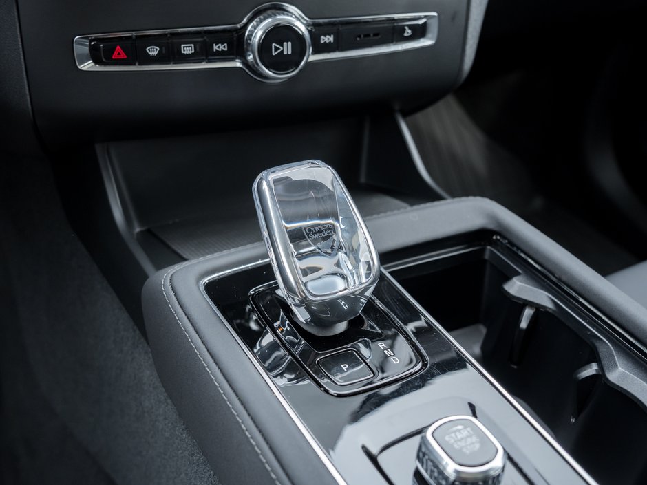 Volvo XC90 B6 AWD Core 7-Seater VOLVO CPO RATE FROM  3.49%* 2026-14