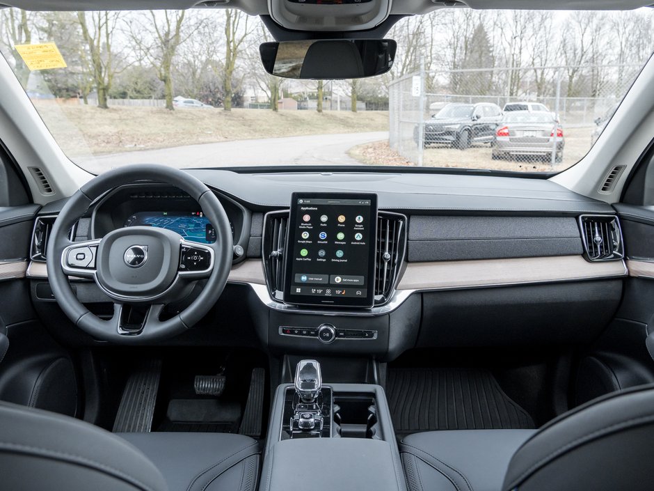 Volvo XC90 B6 AWD Core 7-Seater VOLVO CPO RATE FROM  3.49%* 2026-24