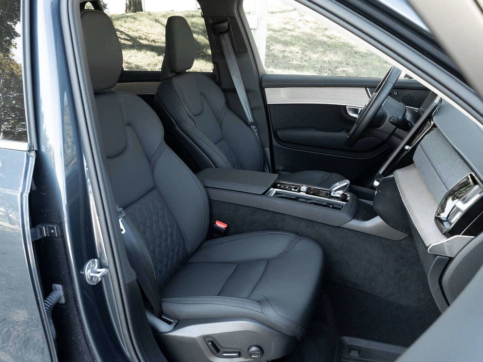 Volvo XC90 Core Bright Theme 2026-22