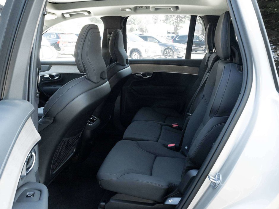 2026 Volvo XC90 Plus Bright Theme-25