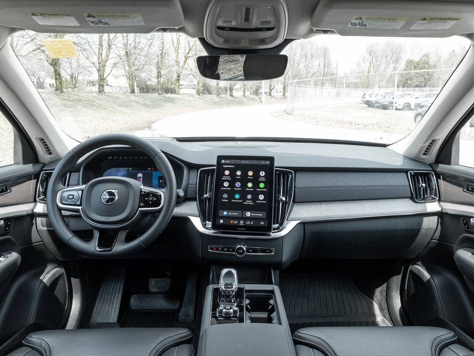 2026 Volvo XC90 B6 AWD ULTRA  LIKE NEW  LOW KM  DENIM BLUE  CPO-26