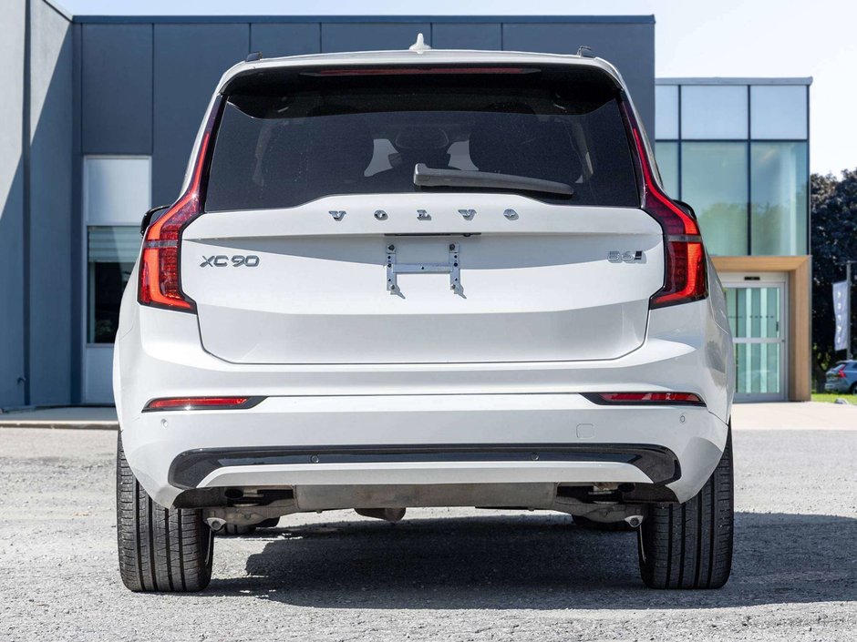 2026 Volvo XC90 Plus Dark Theme-5