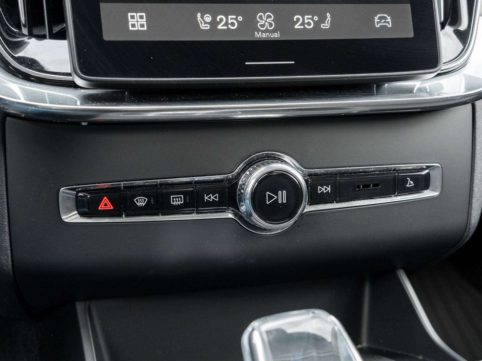 Volvo XC90 B6 AWD PLUS^Volvo CPO Rate fr 2.99%*^Great Value 2026-18
