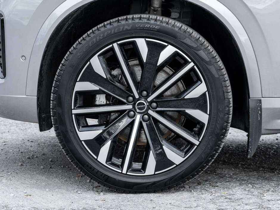 Volvo XC90 B6 AWD PLUS^Volvo CPO Rate fr 2.99%*^Great Value 2026-4