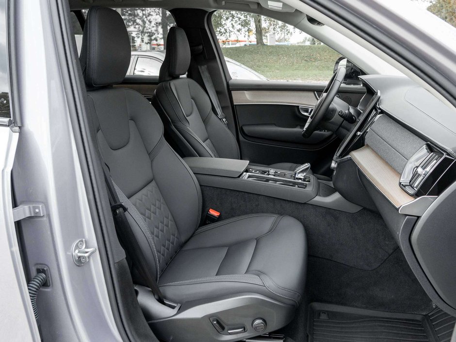 Volvo XC90 B6 AWD PLUS^Volvo CPO Rate fr 2.99%*^Great Value 2026-22