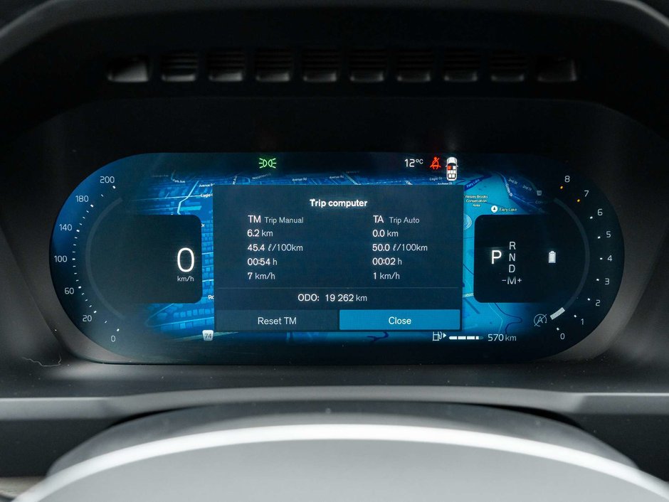 2026 Volvo XC90 Plus Dark Theme-8