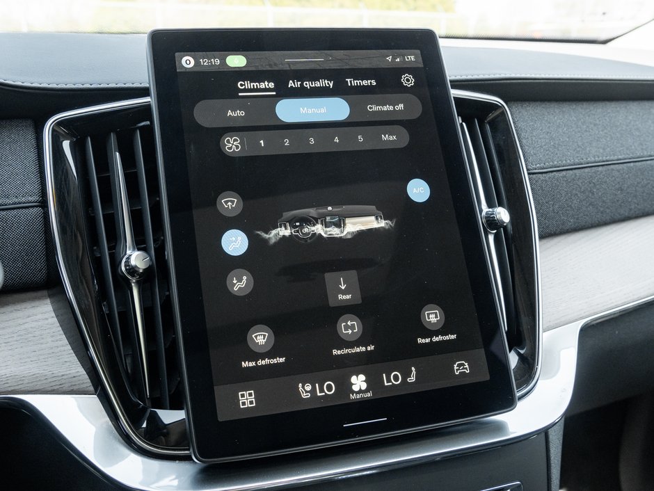 2026 Volvo XC90 B6 AWD PLUS Dark Theme  VOLVO CPO RATE fr 3.49%*-18